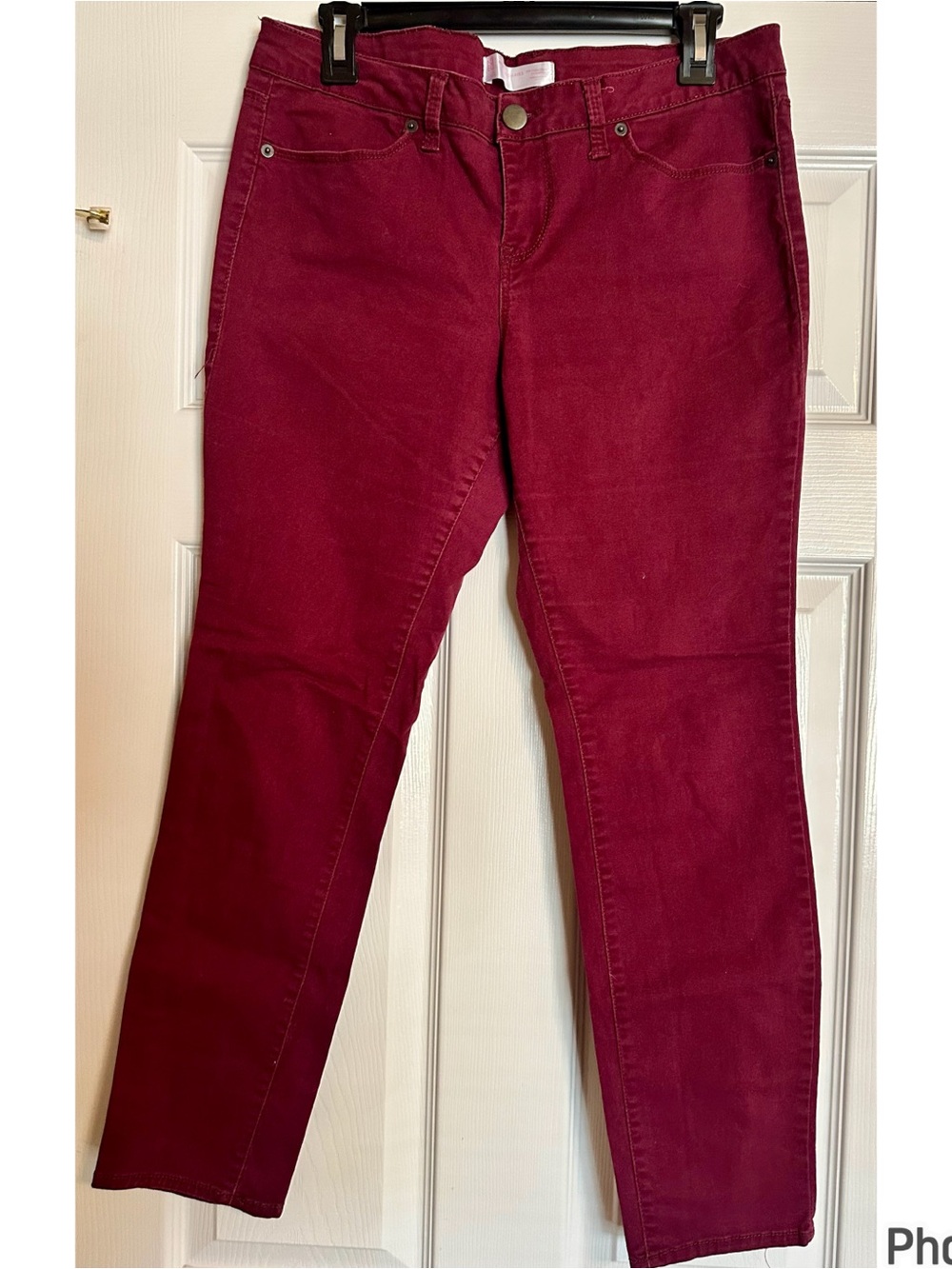 No Boundaries Burgundy Straight Leg Women’s Jeans
